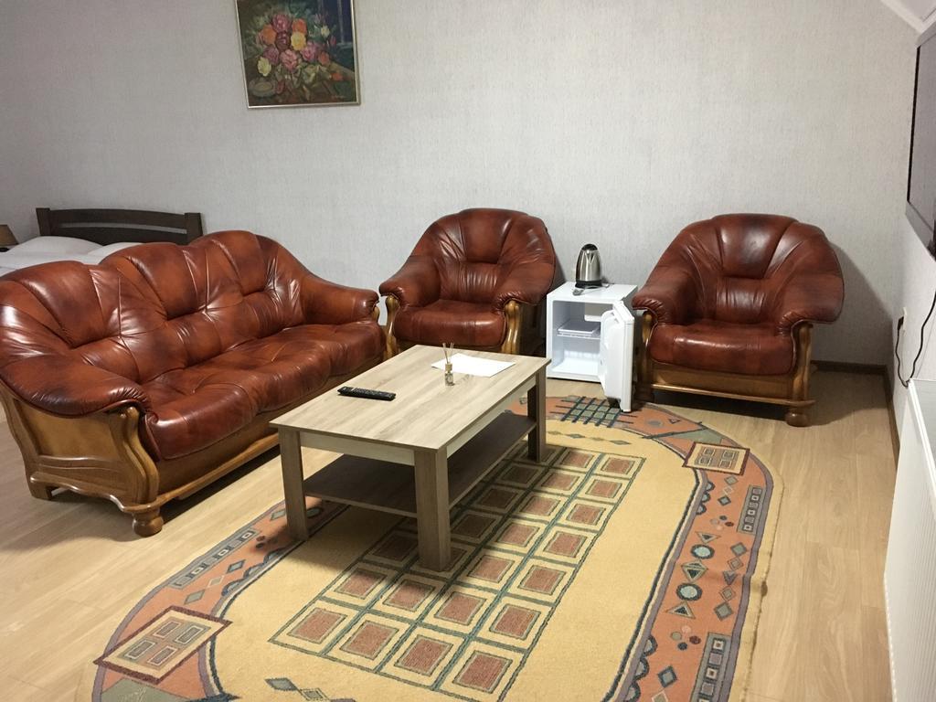 Гостевой Дом Юран Mizhhirya  المظهر الخارجي الصورة